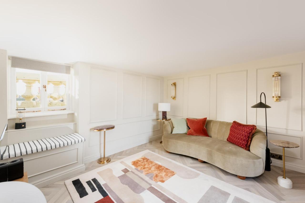 Sky View Double Bed In And By Myholidaylet * Brighton